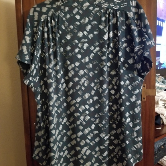 Shirt - Picture 3 of 3